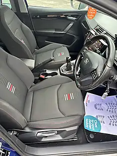 Used SEAT Ibiza Fr Blue - Interior and Exterior details 6