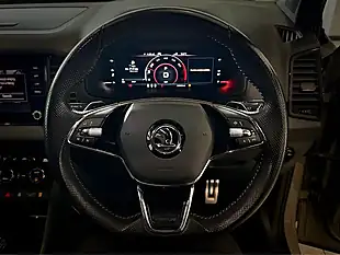 Used Skoda Karoq Sportline - Interior and Exterior details 17