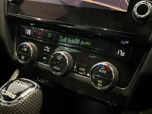Used Skoda Octavia VRS - Interior and Exterior details 15