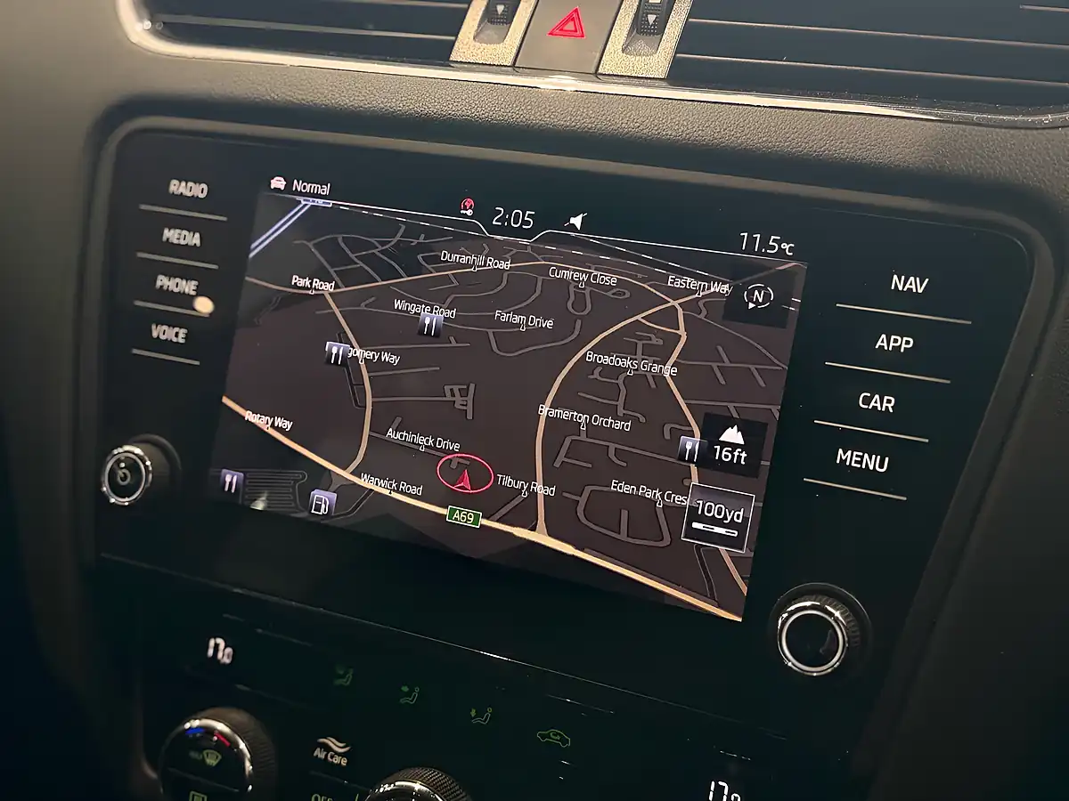 Used Skoda Octavia VRS - Interior and Exterior details 16