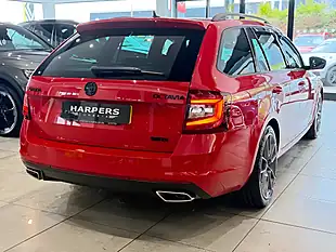 Used Skoda Octavia VRS - Interior and Exterior details 8