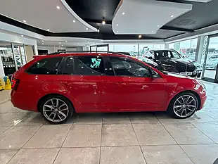 Used Skoda Octavia VRS - Interior and Exterior details 9