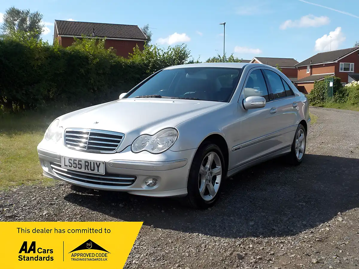 Used Ssangyong Korando Le - Interior and Exterior details 19