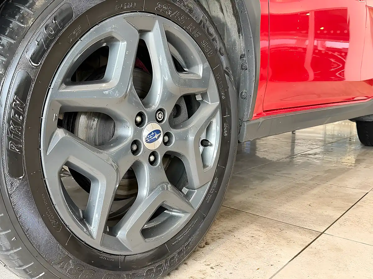 Used Subaru Xv I Se Premium - Interior and Exterior details 4