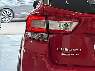 Used Subaru Xv I Se Premium - Interior and Exterior details 7