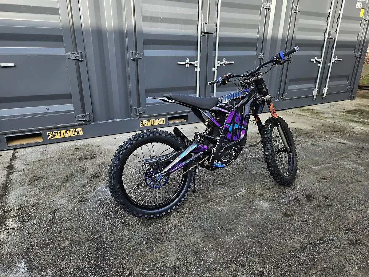Used Surron Lbx Off-Road - Interior and Exterior details 6