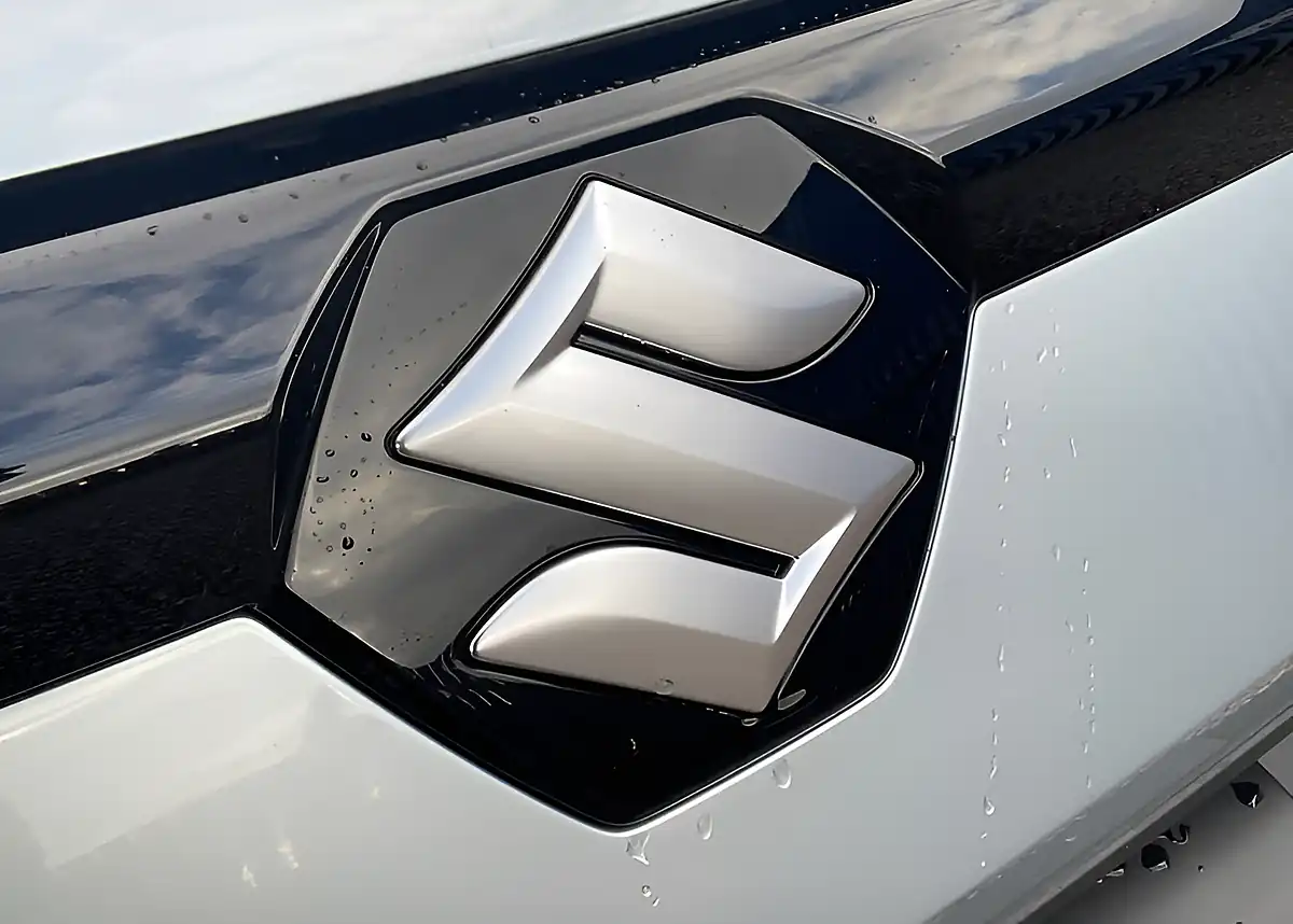 Used Suzuki Evitara Ultra - Interior and Exterior details 4