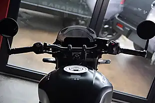 Used Suzuki Gsx GSX-8TT Green - Interior and Exterior details 4
