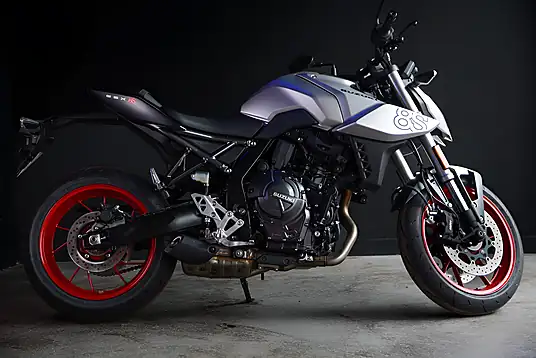 Suzuki GSX-S GSX-8S