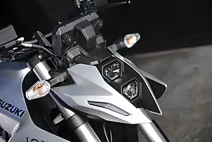 Used Suzuki Gsx-S GSX-8S Silver - Interior and Exterior details 4