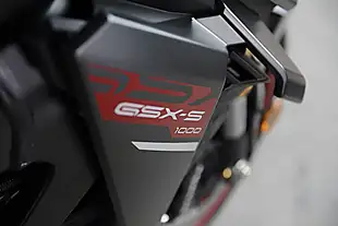 Used Suzuki GSX-S1000 s1000 Candy Red - Interior and Exterior details 3
