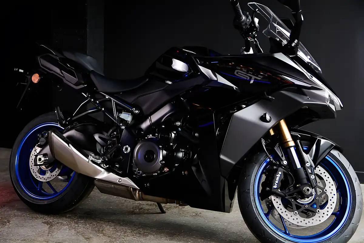 Used Suzuki GSX-S1000GT+ GT Black - Front View