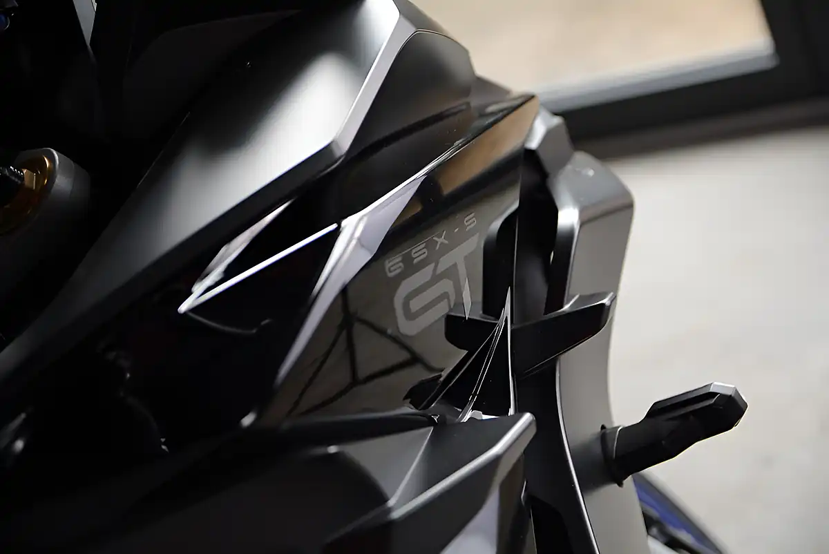 Used Suzuki GSX-S1000GT+ GT Black - Interior and Exterior details 2