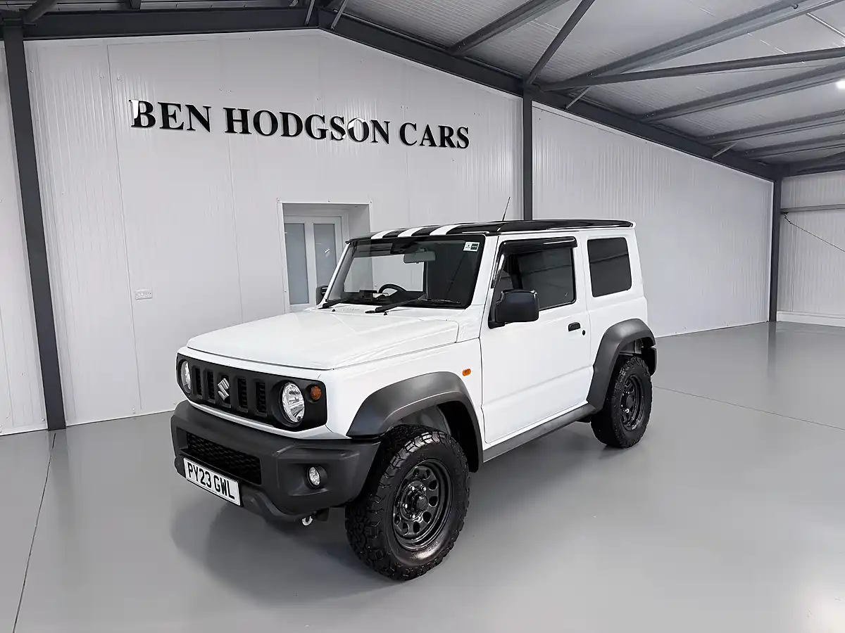 Used Suzuki Jimny Lcv Allgrip White - Interior and Exterior details 2