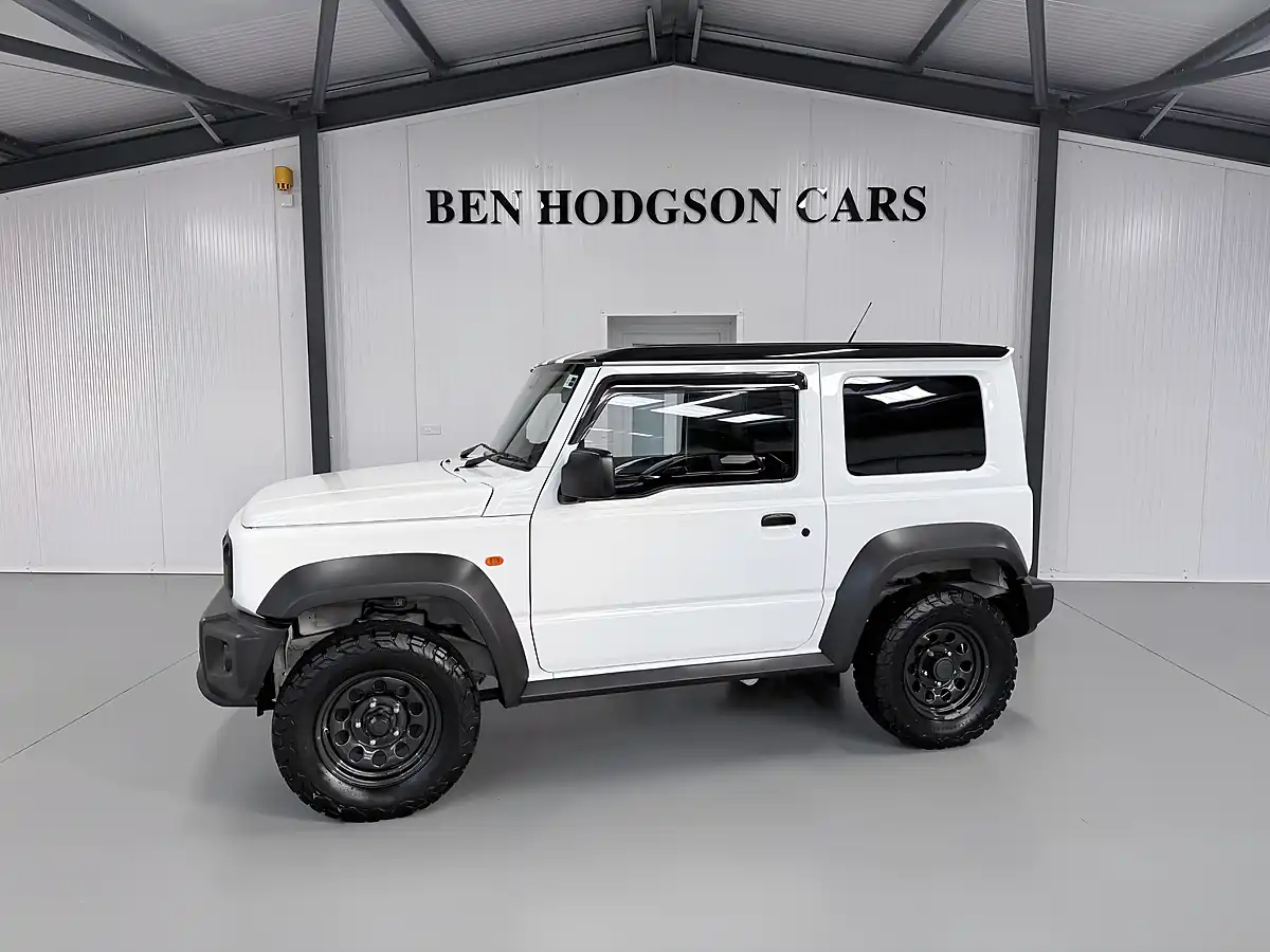 Used Suzuki Jimny Lcv Allgrip White - Interior and Exterior details 3