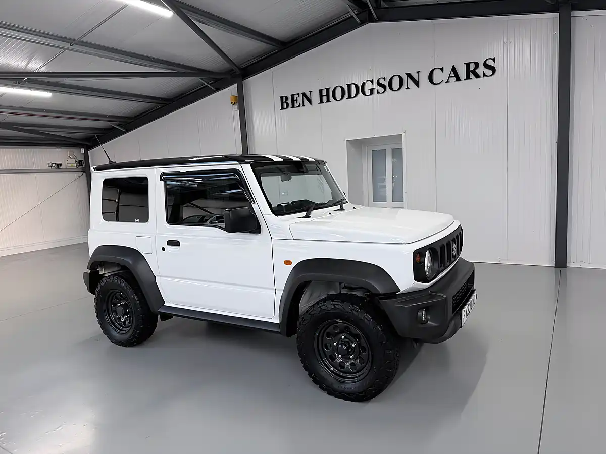 Used Suzuki Jimny Lcv Allgrip White - Interior and Exterior details 6