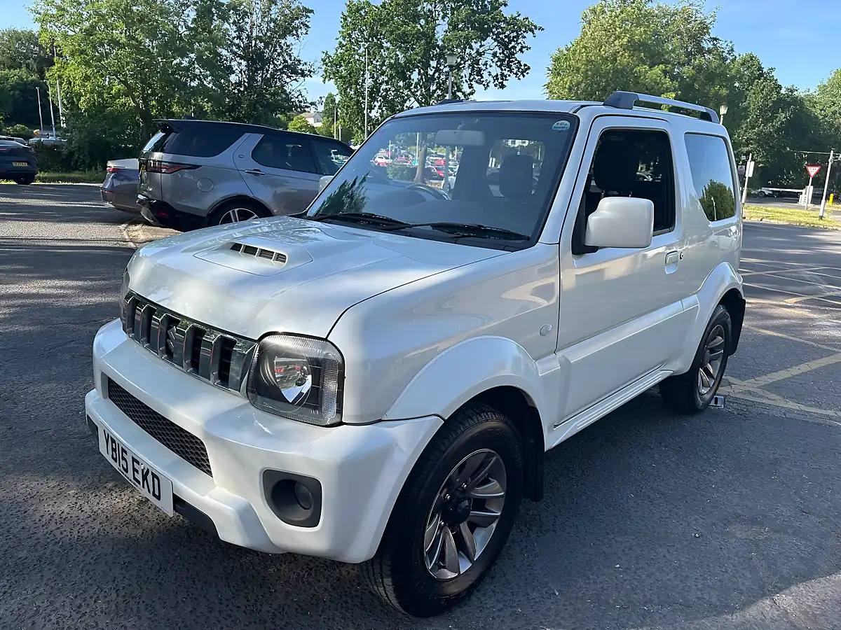 Used Suzuki Jimny SZ4 White - Interior and Exterior details 11