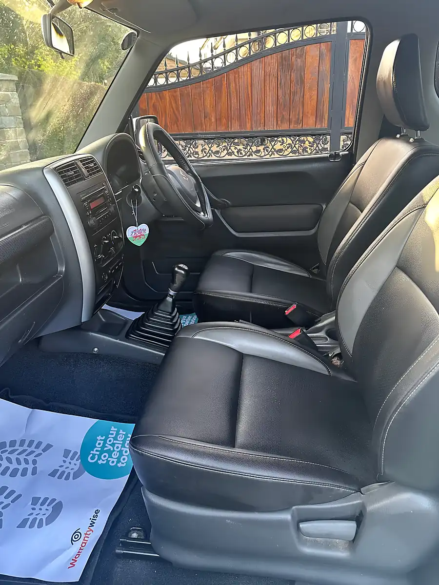Used Suzuki Jimny SZ4 White - Interior and Exterior details 4