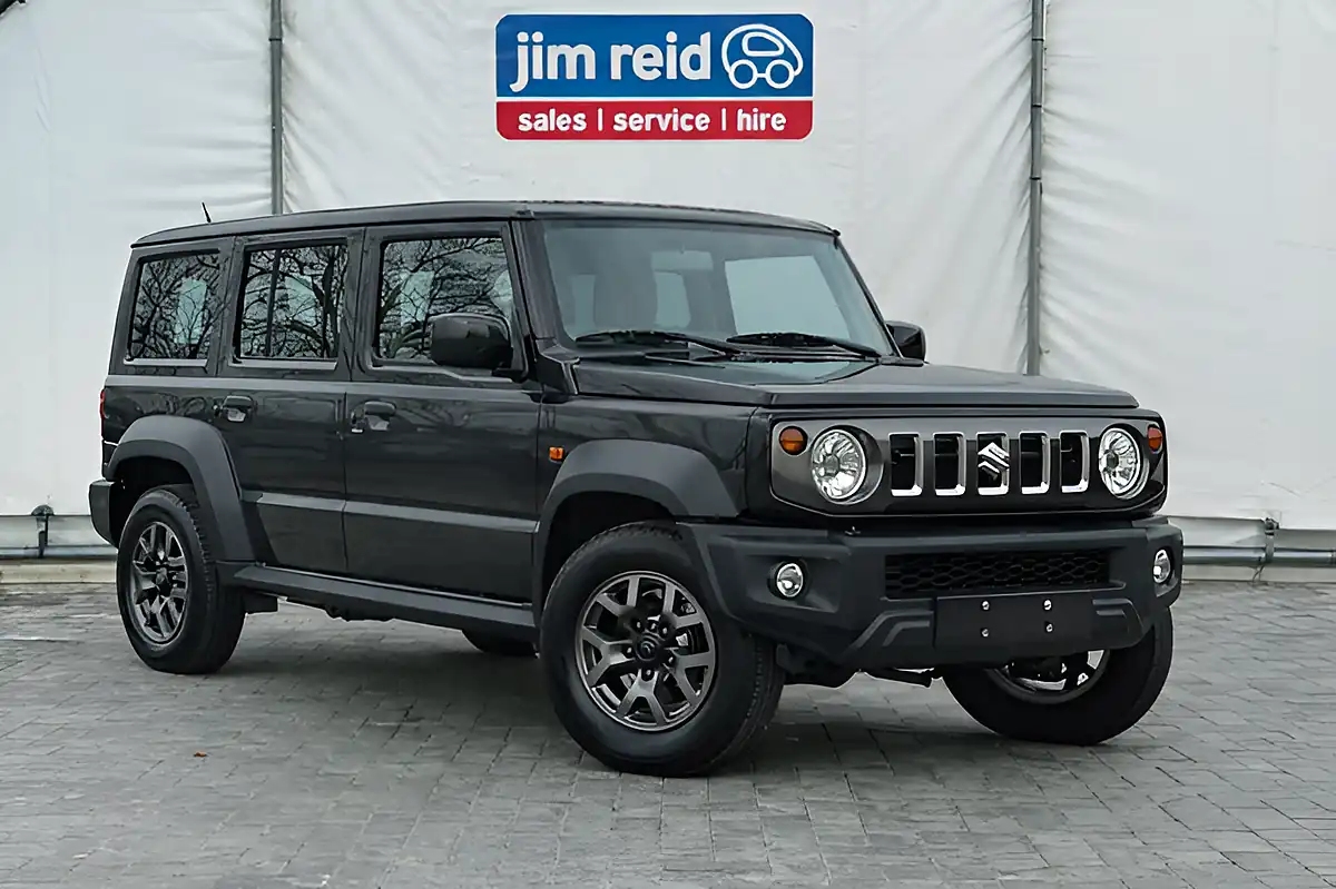 Used Suzuki Jimny SZ5 Black - Front View