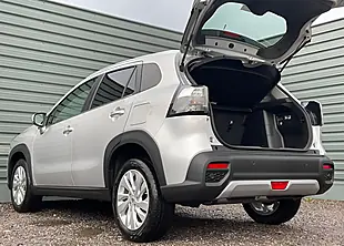 Used Suzuki S-Cross Motion - Interior and Exterior details 16