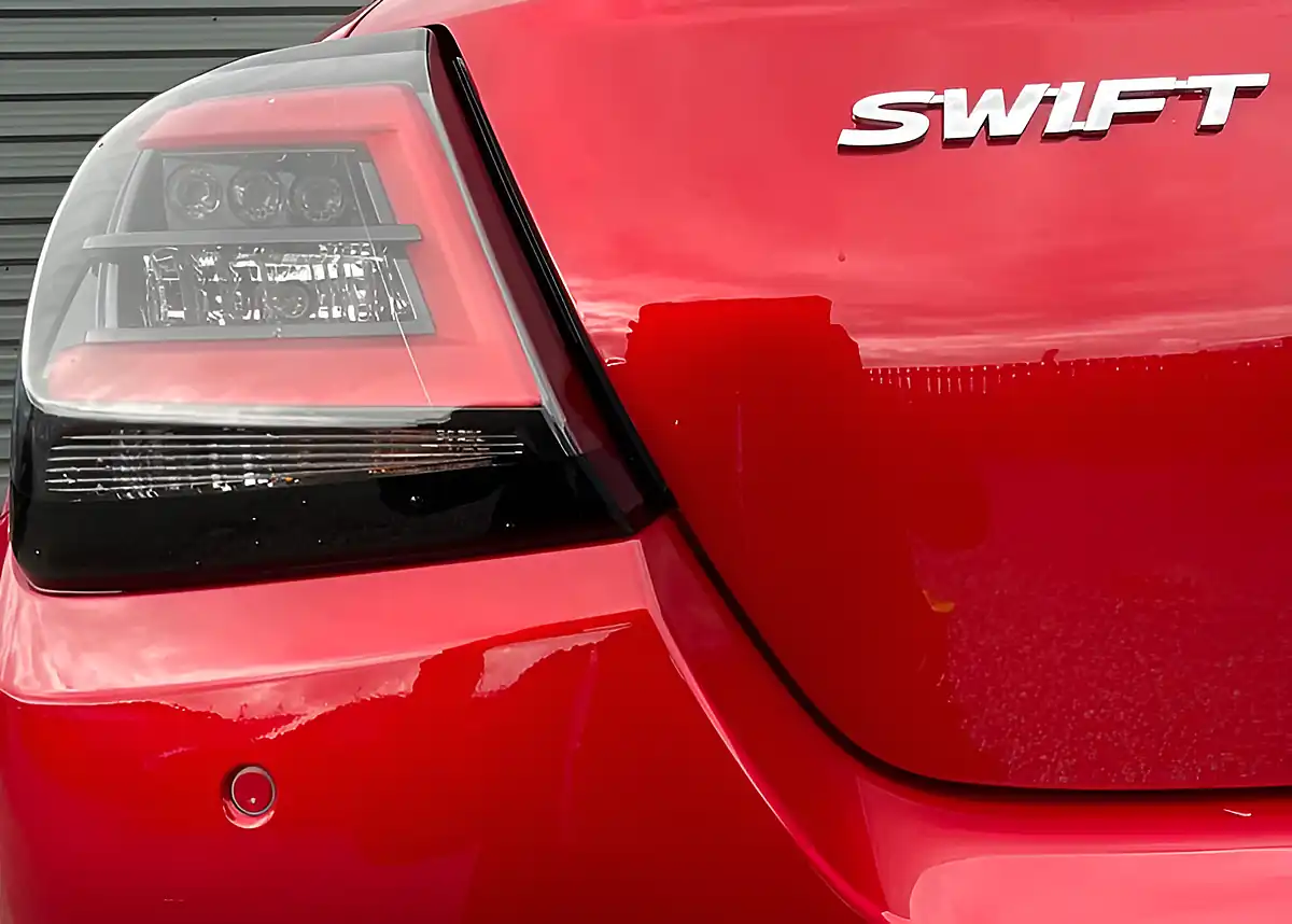 Used Suzuki Swift Motion Burning Red - Interior and Exterior details 12