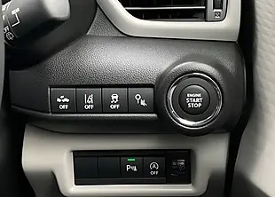 Used Suzuki Swift Motion Burning Red - Interior and Exterior details 18