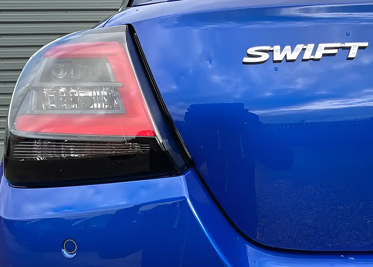 Used Suzuki Swift Motion Frontier Blue/Black Roof - Interior and Exterior details 12