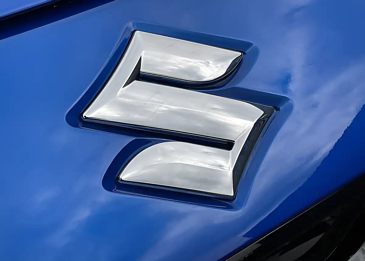 Used Suzuki Swift Motion Frontier Blue/Black Roof - Interior and Exterior details 6