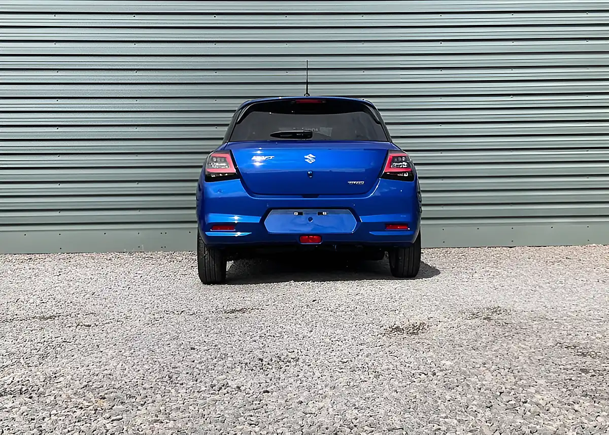 Used Suzuki Swift Motion Frontier Blue - Interior and Exterior details 11