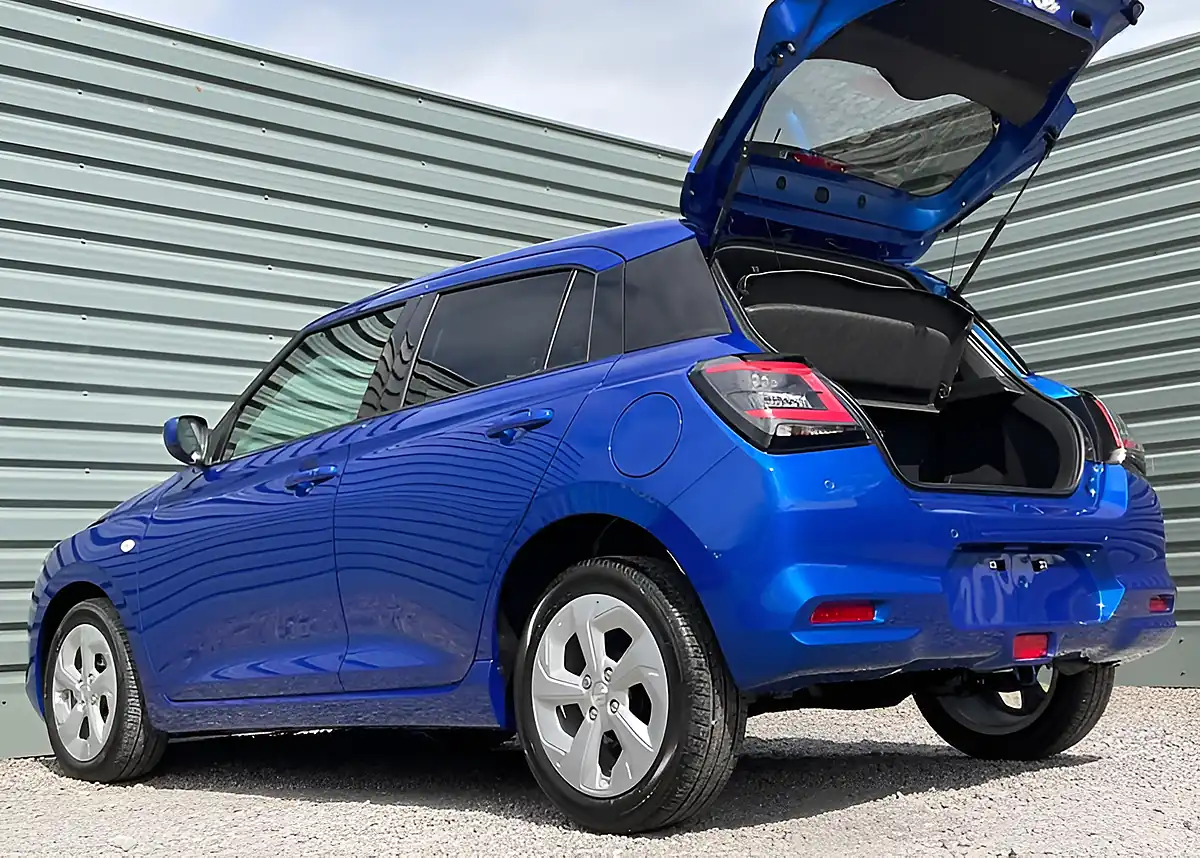 Used Suzuki Swift Motion Frontier Blue - Interior and Exterior details 13