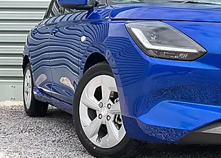 Used Suzuki Swift Motion Frontier Blue - Interior and Exterior details 3