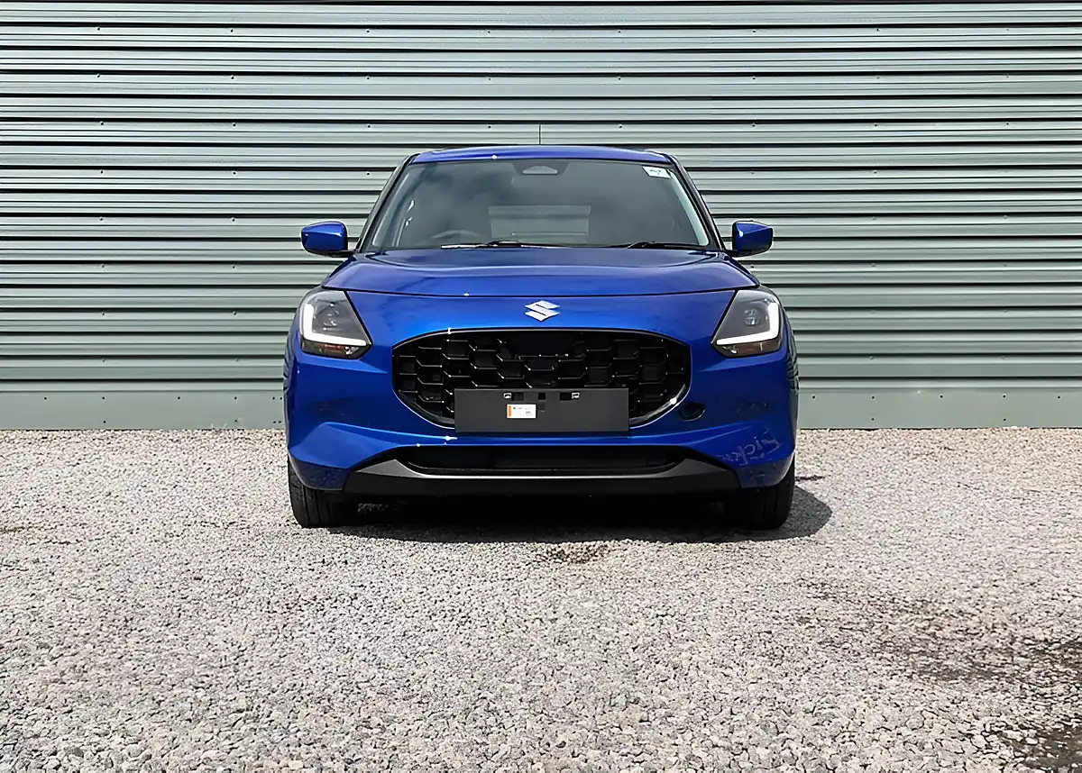 Used Suzuki Swift Motion Frontier Blue - Interior and Exterior details 6