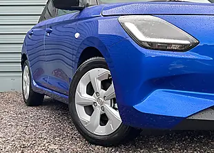 Used Suzuki Swift Motion - Interior and Exterior details 2