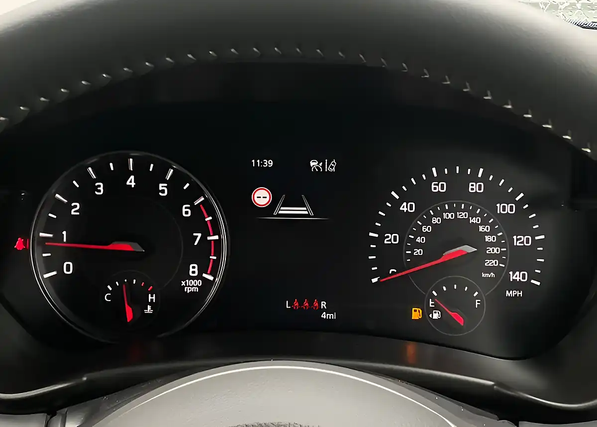 Used Suzuki Swift Motion - Interior and Exterior details 20