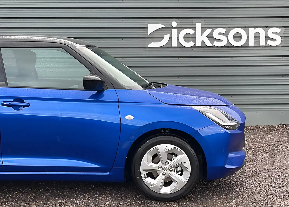 Used Suzuki Swift Motion - Interior and Exterior details 3