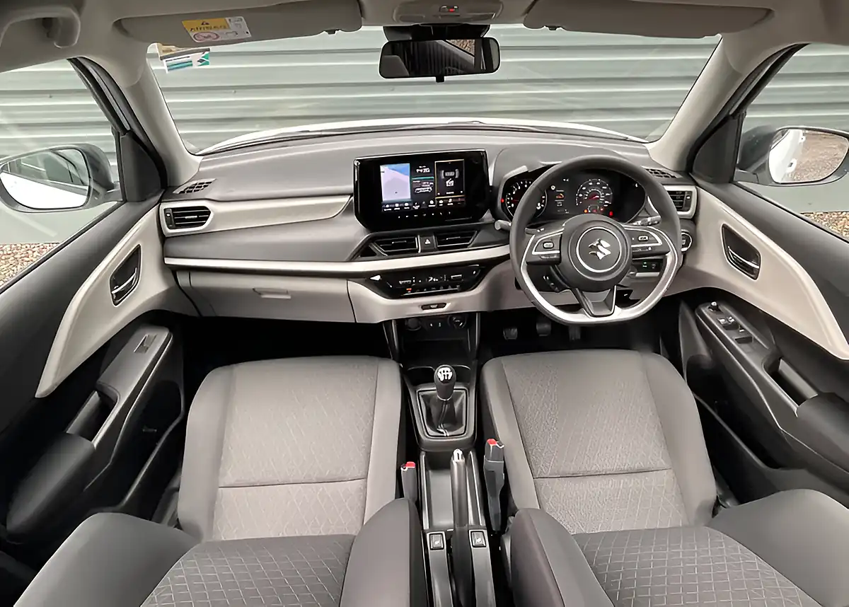 Used Suzuki Swift Motion - Interior and Exterior details 10