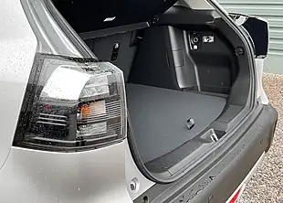 Used Suzuki SX4 S-Cross Ultra - Interior and Exterior details 13