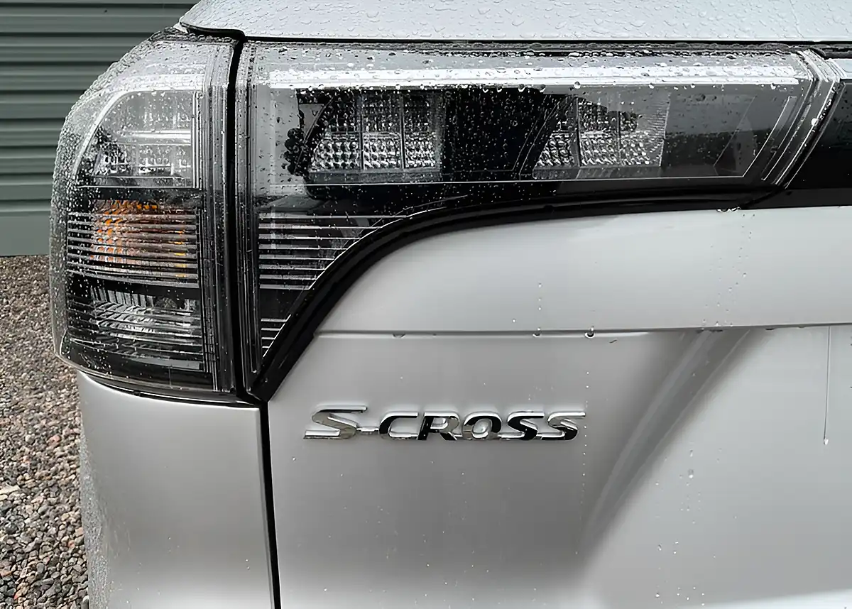 Used Suzuki SX4 S-Cross Ultra - Interior and Exterior details 14