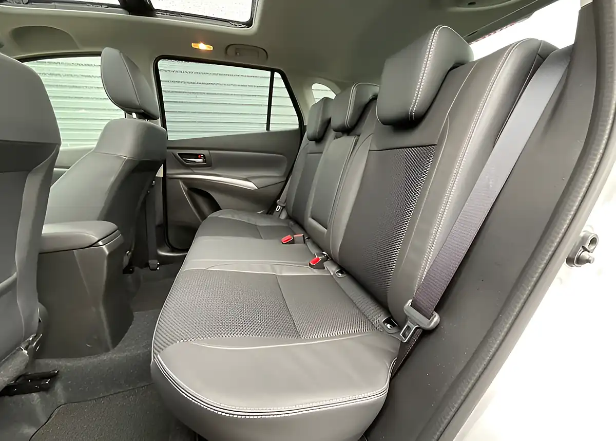 Used Suzuki SX4 S-Cross Ultra - Interior and Exterior details 15