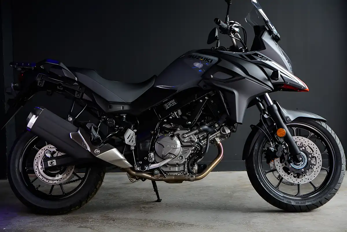 Used Suzuki V-Strom 650 Grey - Front View