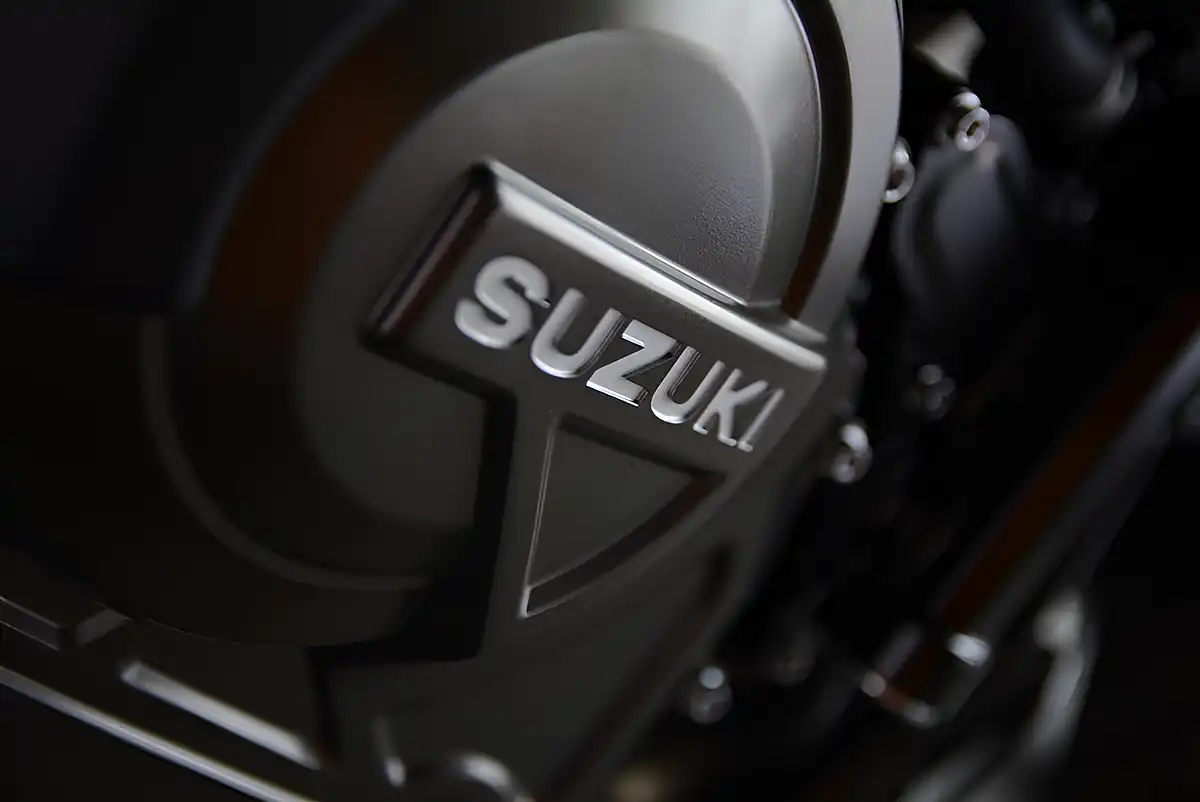 Used Suzuki V-Strom De Yellow - Interior and Exterior details 5