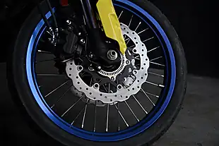 Used Suzuki V-Strom De Yellow - Interior and Exterior details 6