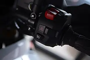 Used Suzuki V-Strom Tour Pack White - Interior and Exterior details 11