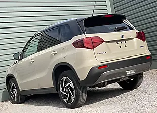 Used Suzuki Vitara Ultra Allgrip Savannah Ivory/Black Roof - Interior and Exterior details 11