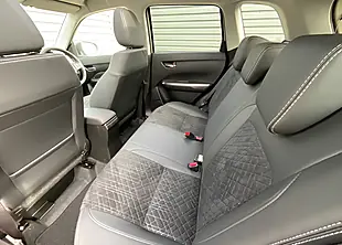 Used Suzuki Vitara Ultra Allgrip Savannah Ivory/Black Roof - Interior and Exterior details 15
