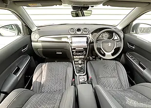 Used Suzuki Vitara Ultra Allgrip Savannah Ivory/Black Roof - Interior and Exterior details 9