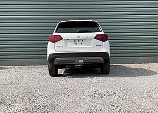 Used Suzuki Vitara Ultra Allgrip White - Interior and Exterior details 10