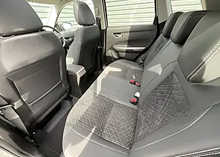 Used Suzuki Vitara Ultra Allgrip White - Interior and Exterior details 13
