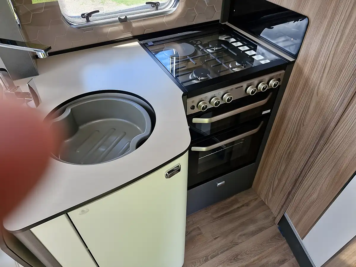 Used Swift Kon-Tiki 784 - Interior and Exterior details 14