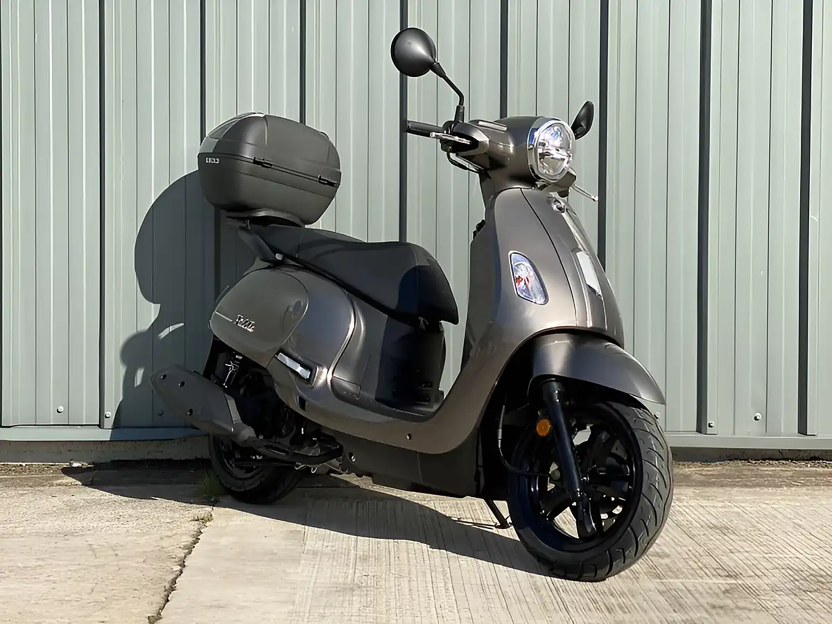 Used Sym Fiddle Iii - Interior and Exterior details 4